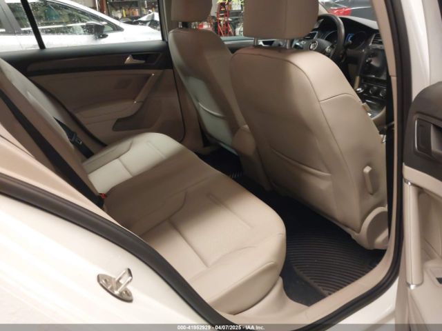 3VWW57AU3KM032332 Volkswagen Golf 1.4t S/1.4t Se