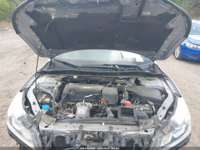 1HGCR2F32HA219792 Honda ACCORD LX