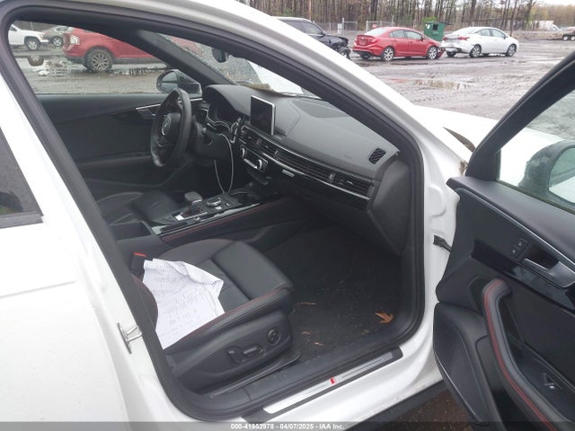 2018 AUDI A4 WAUENAF4XJA050677 Photo 4