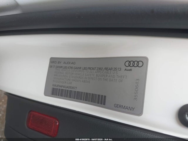2018 AUDI A4 WAUENAF4XJA050677 Photo 8