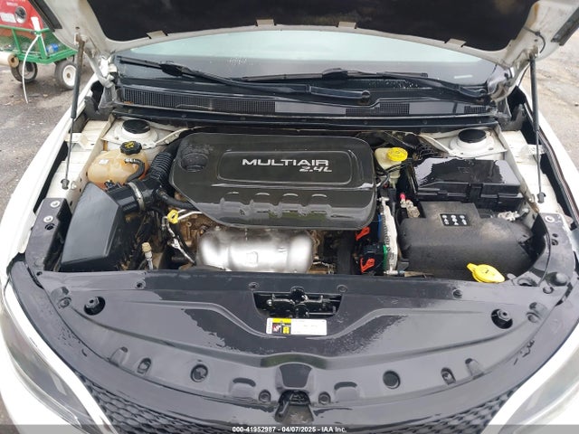 Chrysler 200 Limited 2016 1C3CCCAB9GN126395 Image 10