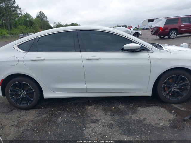 Chrysler 200 Limited 2016 1C3CCCAB9GN126395 Image 14