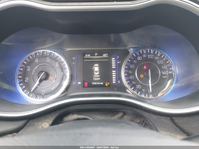 Chrysler 200 Limited 2016 1C3CCCAB9GN126395 Image 7