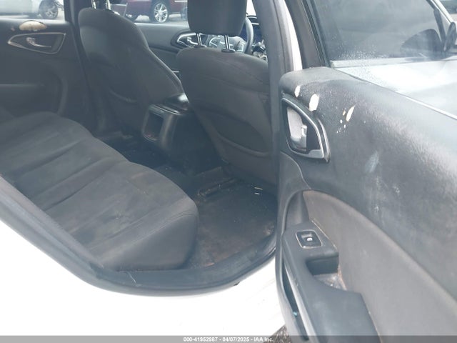 Chrysler 200 Limited 2016 1C3CCCAB9GN126395 Image 8