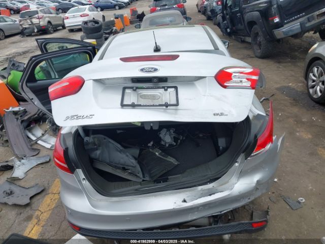 1FADP3H22JL307888 Ford FOCUS SEL