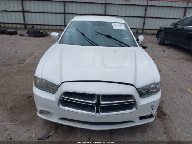 2C3CDXHG2EH330788 Dodge Charger Sxt