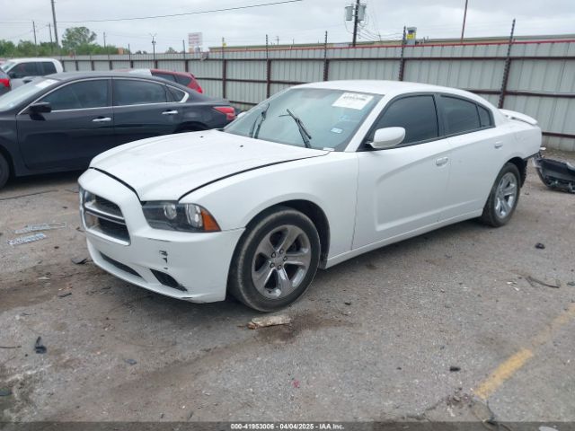 2C3CDXHG2EH330788 Dodge Charger Sxt