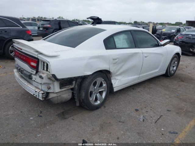 2C3CDXHG2EH330788 Dodge Charger Sxt