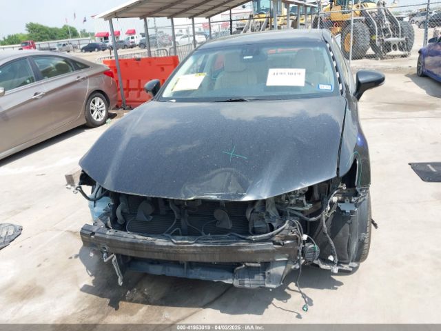 JTHBW1GGXE2047594 Lexus ES 300H