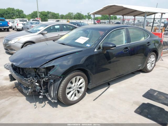 JTHBW1GGXE2047594 Lexus ES 300H