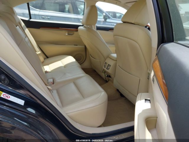 JTHBW1GGXE2047594 Lexus ES 300H