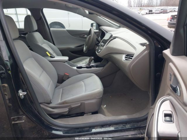 1G1ZE5ST1HF166624 Chevrolet MALIBU 1LT