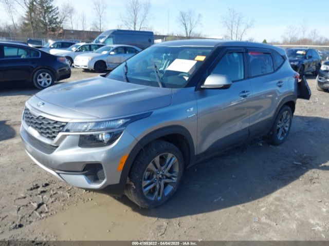 KNDEPCAA7M7185493 KIA Seltos Lx