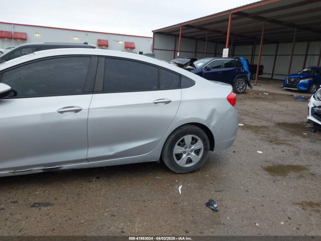 1G1BC5SM3H7189493 Chevrolet Cruze Ls Auto