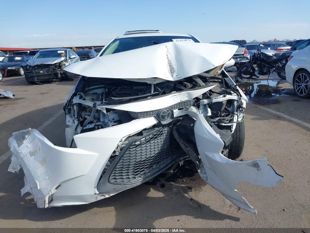 5YFEPRAE4LP129949 Toyota COROLLA LE