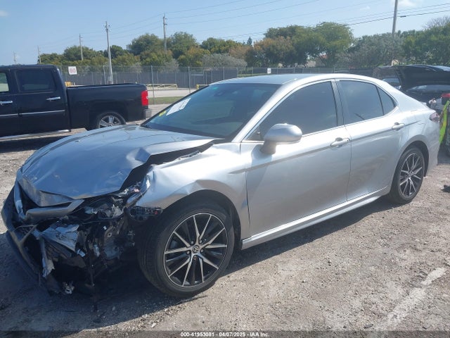 Toyota CAMRY SE 2022 4T1G11AK2NU632995 Image 2