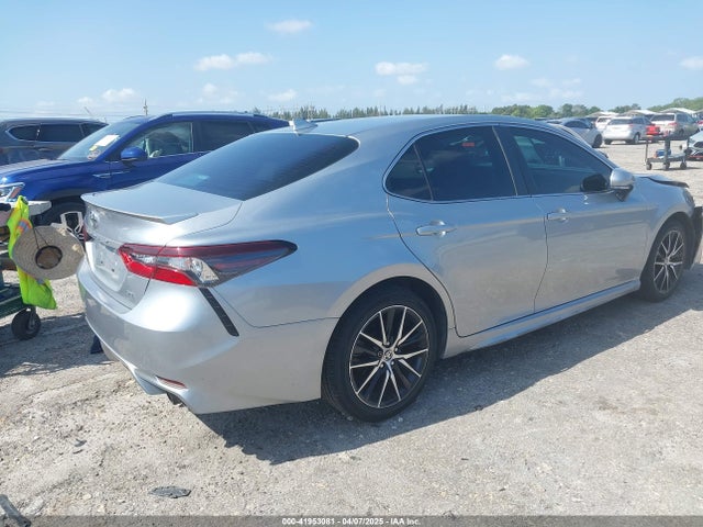 Toyota CAMRY SE 2022 4T1G11AK2NU632995 Image 4
