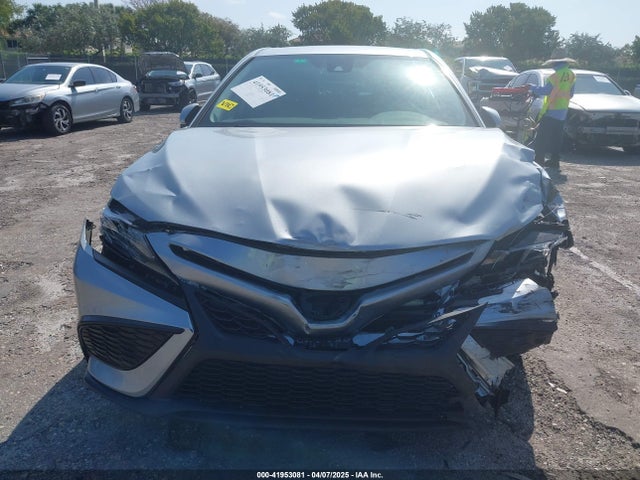 Toyota CAMRY SE 2022 4T1G11AK2NU632995 Image 6