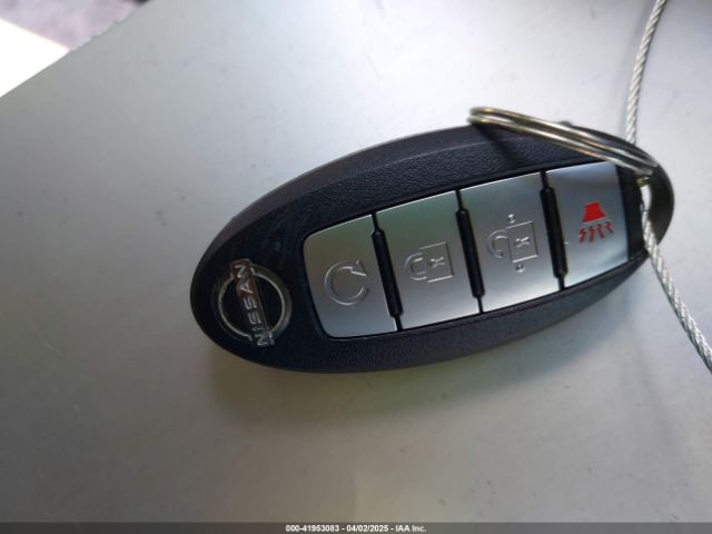 5N1BT3BA1NC678149 Nissan Rogue Sv Fwd