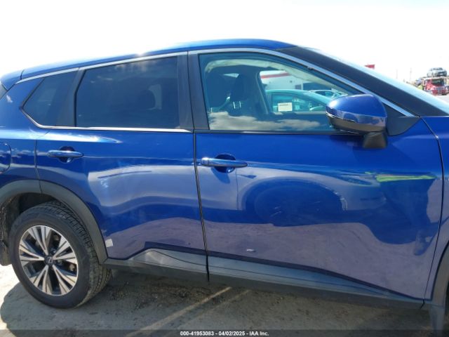5N1BT3BA1NC678149 Nissan Rogue Sv Fwd
