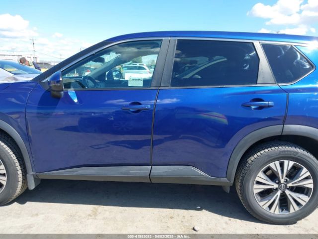 5N1BT3BA1NC678149 Nissan Rogue Sv Fwd
