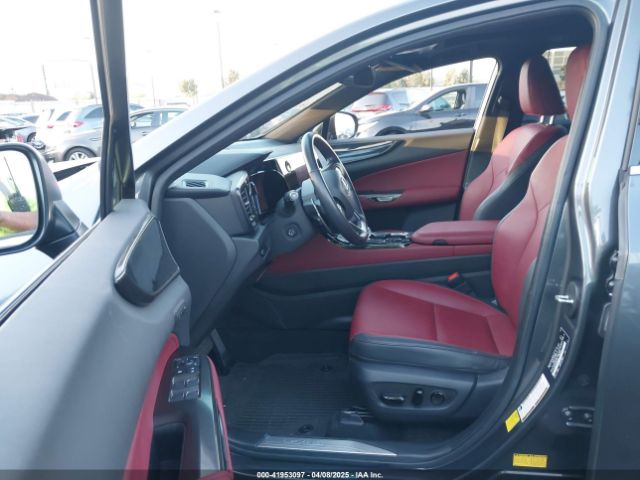 JTJGGCEZ5N5004331 Lexus Nx 350 Premium