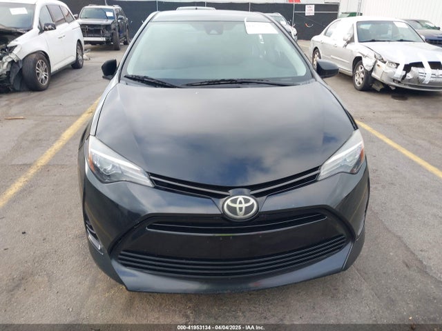 2T1BURHE2HC884204 Toyota COROLLA LE
