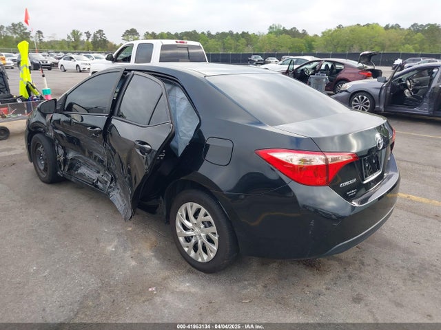 2T1BURHE2HC884204 Toyota COROLLA LE