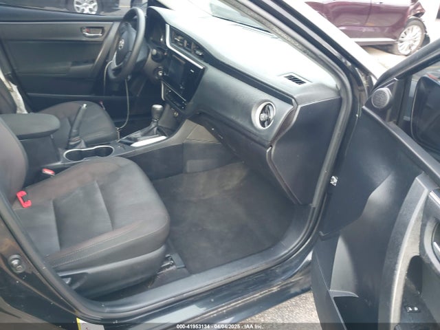 2T1BURHE2HC884204 Toyota COROLLA LE