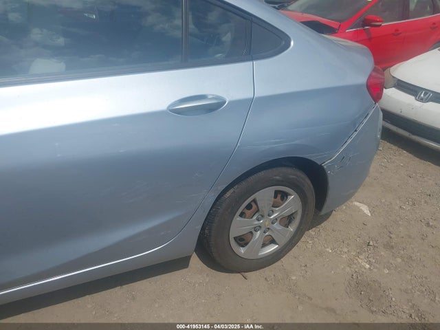 1G1BC5SM8H7277388 Chevrolet Cruze Ls Auto