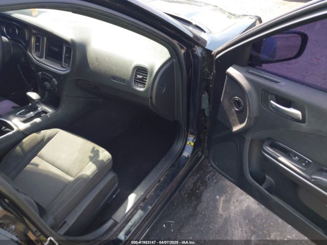 2C3CDXBG9KH572644 Dodge Charger Sxt Rwd