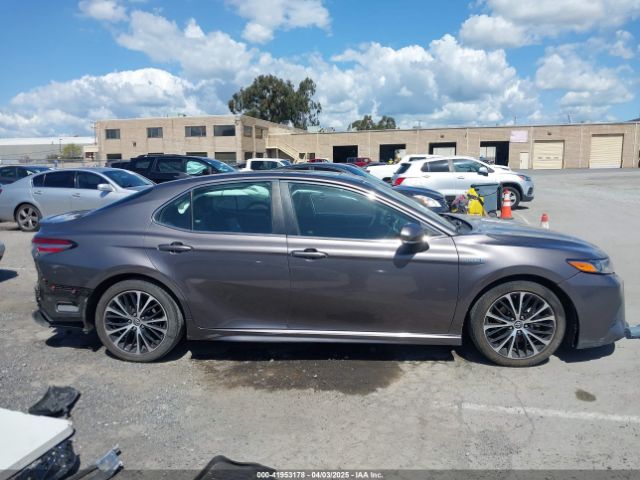 4T1B21HK0JU504648 Toyota Camry Hybrid Se