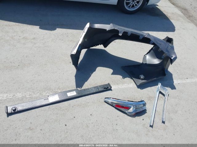 4T1B21HK0JU504648 Toyota Camry Hybrid Se