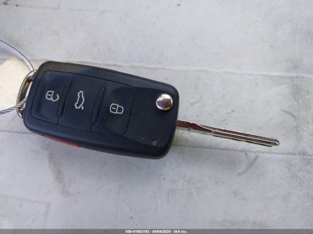 3VWD17AJ4FM336834 Volkswagen Jetta 1.8t Se