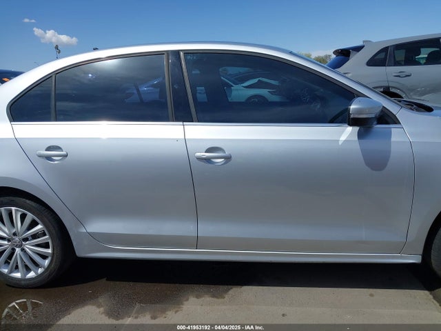 3VWD17AJ4FM336834 Volkswagen Jetta 1.8t Se