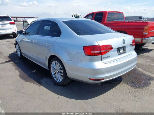 3VWD17AJ4FM336834 Volkswagen Jetta 1.8t Se