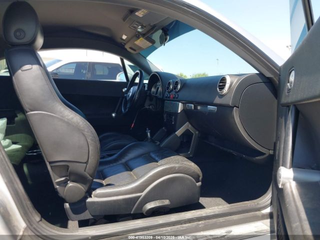 2001 AUDI TT TRUWT28N811003517 Photo 4