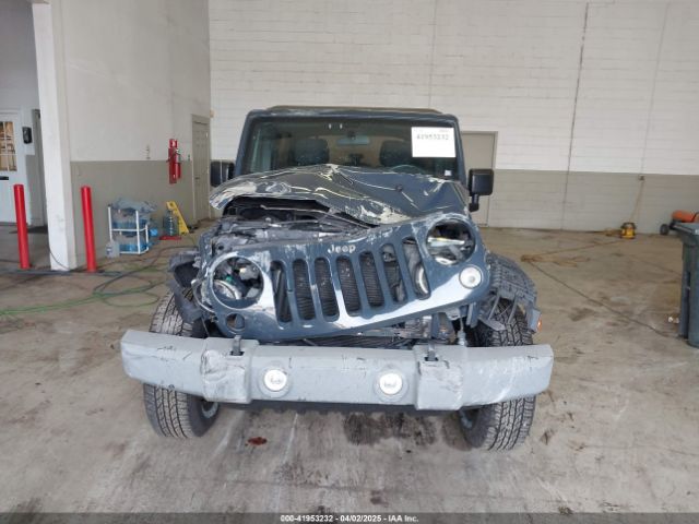 1C4BJWDG3HL503676 Jeep Wrangler Unlimited Sport 4x4