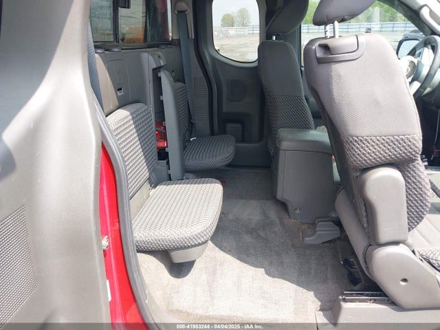 1N6AD0CW2EN740178 Nissan Frontier Sv