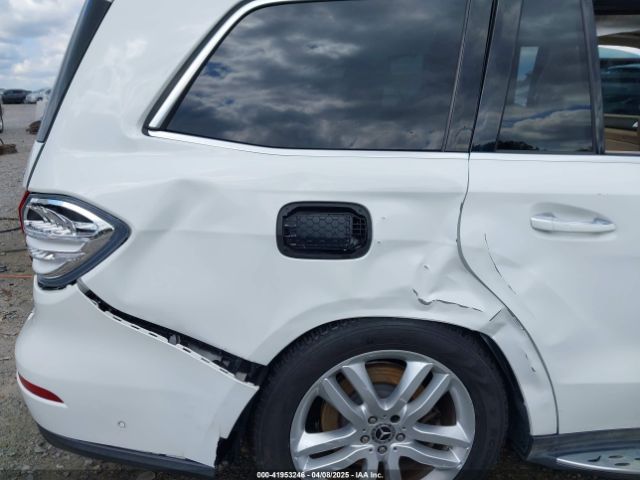 4JGDF6EE2HA989945 Mercedes-Benz Gls 450 4matic