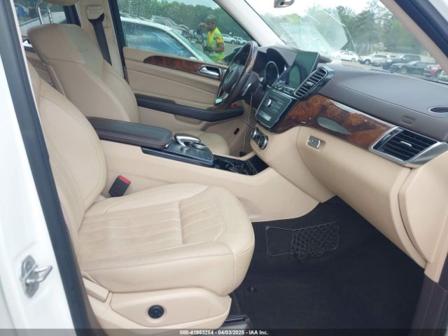 4JGDF6EE8HA946436 Mercedes-Benz Gls 450 4matic