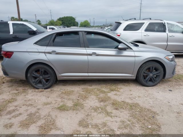3VW7M7BU3NM033393 Volkswagen Jetta 1.5t Se