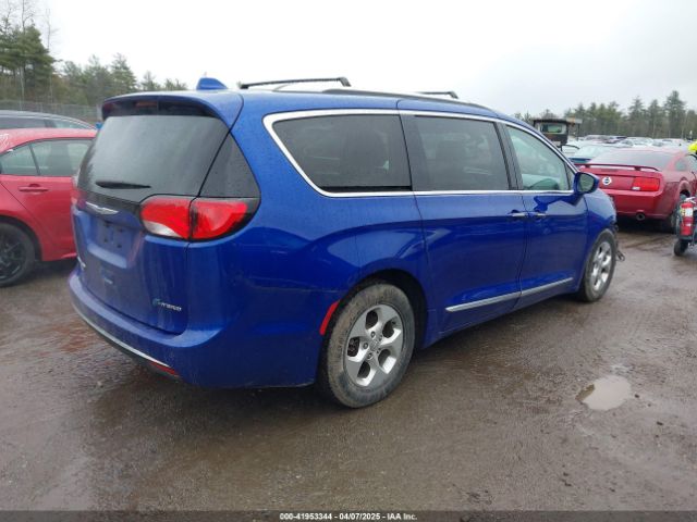 2018 CHRYSLER PACIFICA HYBRID 2C4RC1L78JR258402 Photo 3