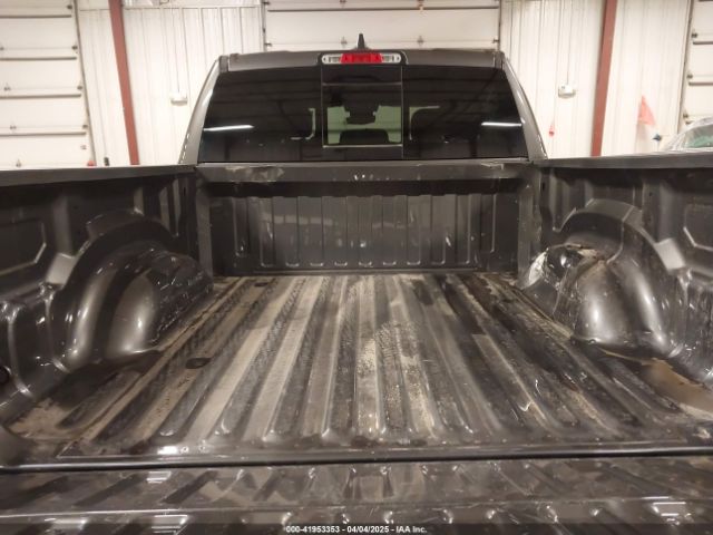 1C6SRFFT7NN331095 RAM 1500 Big Horn  4x4 5'7 Box