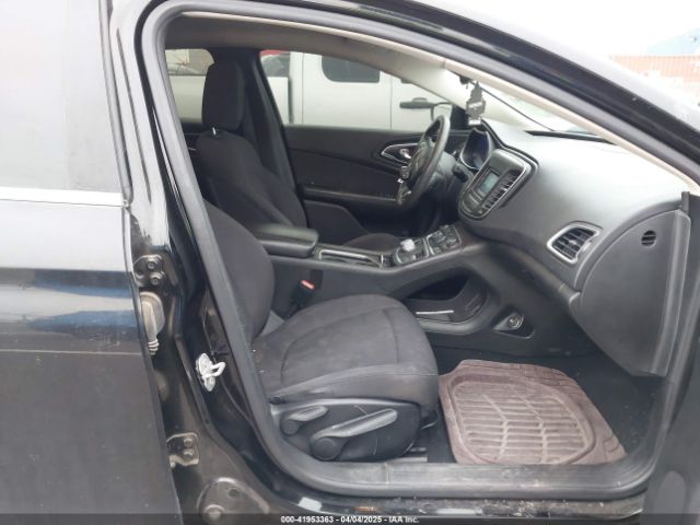 1C3CCCAB8FN571077 Chrysler 200 Limited