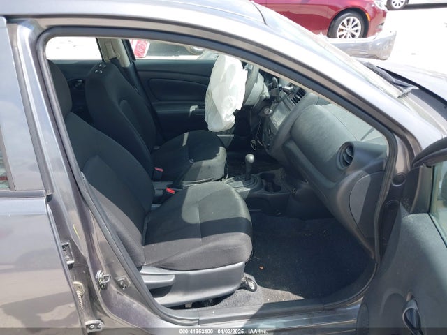 3N1CN7AP9KL874567 Nissan Versa 1.6 S+