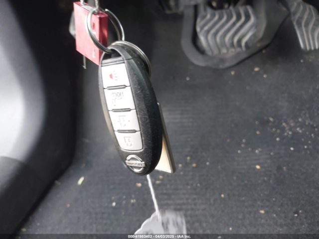 5N1AT2MT6FC830643 Nissan Rogue Sl