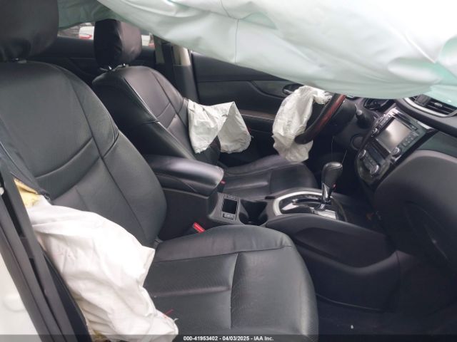 5N1AT2MT6FC830643 Nissan Rogue Sl
