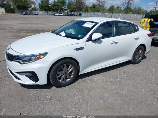 5XXGT4L33KG306453 KIA Optima Lx