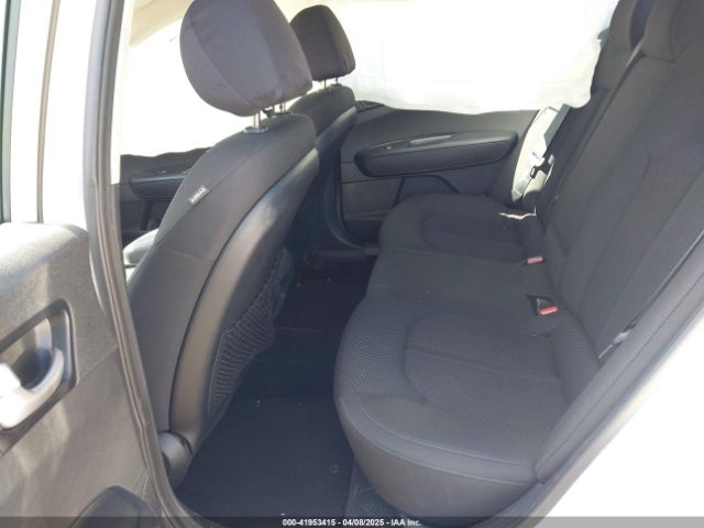 5XXGT4L33KG306453 KIA Optima Lx